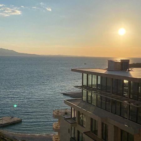 Titi'S Apartment Saranda Bagian luar foto